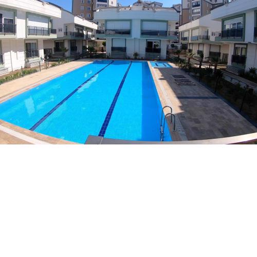 PLT DE LUX VİLLA LARA BEACH