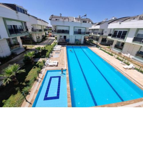 plt holiday luxury apartment free wi-fi deal pool