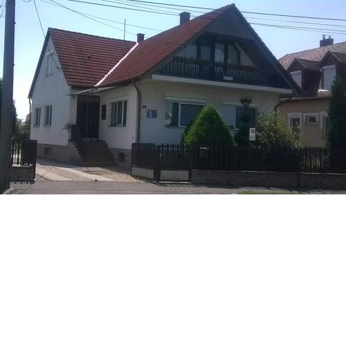 Póczáné Vendégszobái