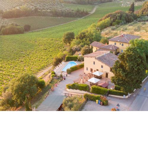 Podere Vergianoni immerso nelChianti con piscina
