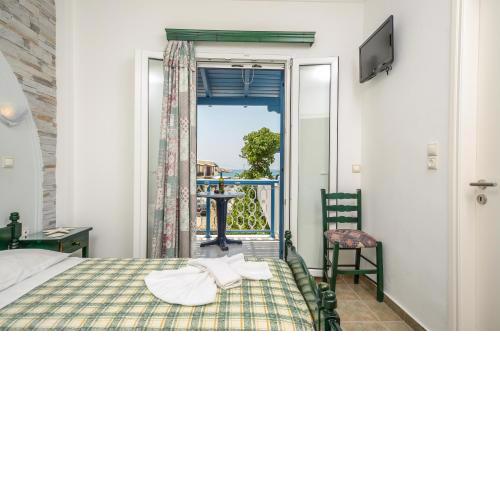 Polemis Studios & Apartments