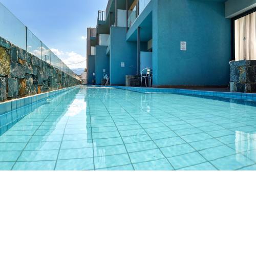 Pollis Hotel