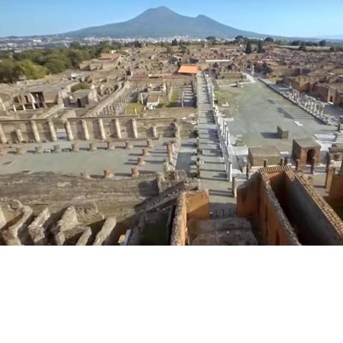 Pompei City Central Atmosphere
