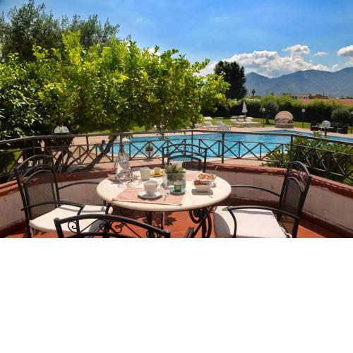 Pompei Garden House