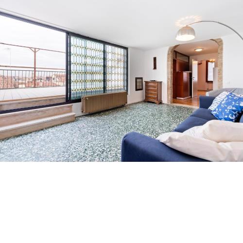 Ponte di Rialto Penthouse with Panoramic Terrace