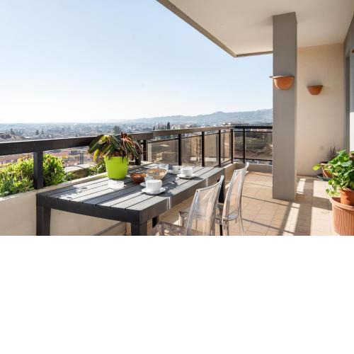 Ponte San Giovanni Terrace Apartment