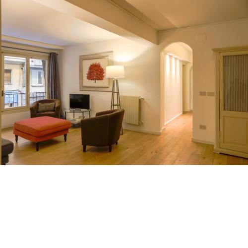 Ponte Vecchio Large Apartment