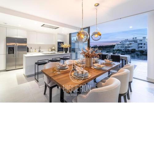 Pool Front, Wonderful and luxury apartment