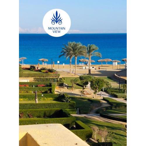 Pool & Seaview Challet in Mountain View 2 Ain Sokhna Luxurious resort - Families and couples ONLY