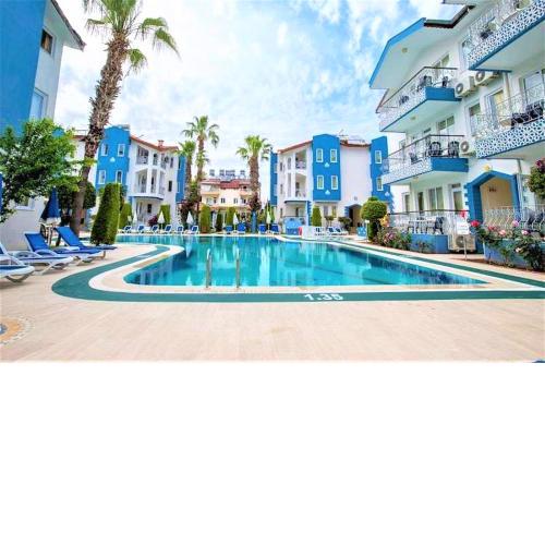 Popular 1 bed apart home in central Side with many on site amenities facilities