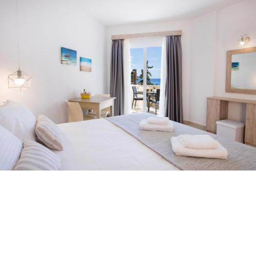 Porfyris Studios and Apartments