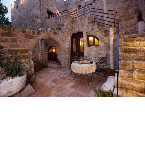 Porolithos Boutique Hotel