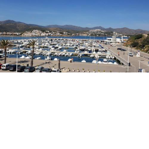 port de llança , LA Miranda