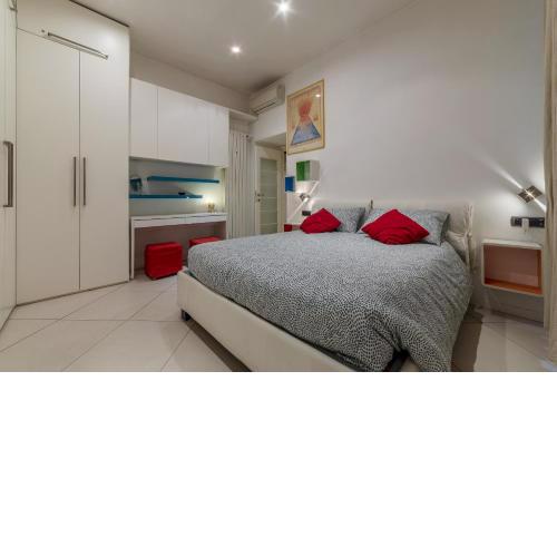 Porta Pia and Villa Torlonia Quiet Apartment