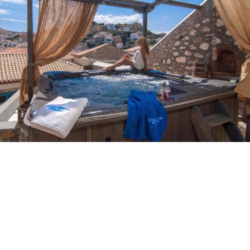 PortaDelMare deluxe suites
