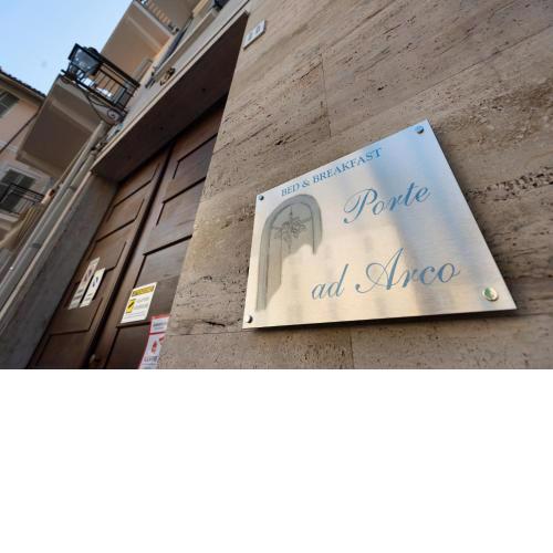 Porte ad Arco