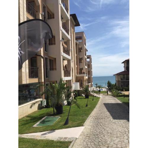 PORTO PARADISO Apart Complex