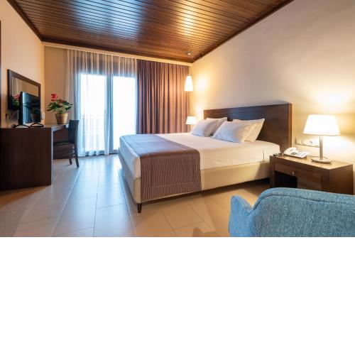 Porto Plaza Hotel