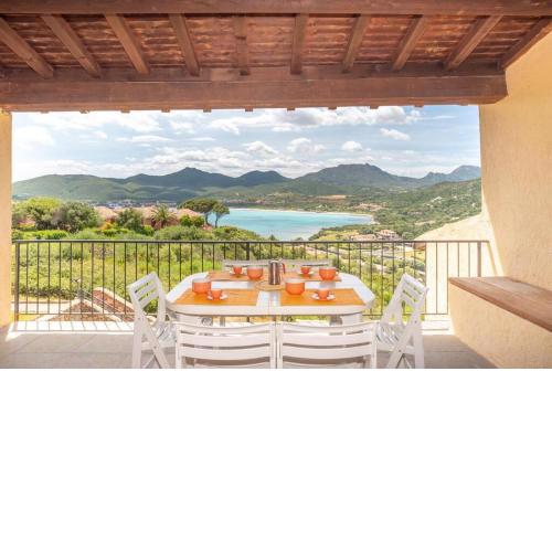 Porto Rortondo Roomy Apartment with Terrace!