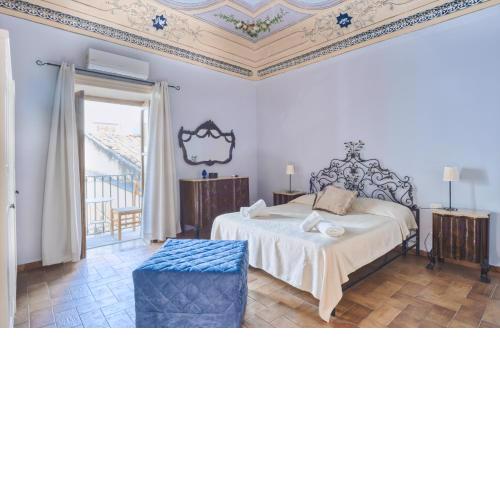 Porto Salvo Apartments - by Vacation Service