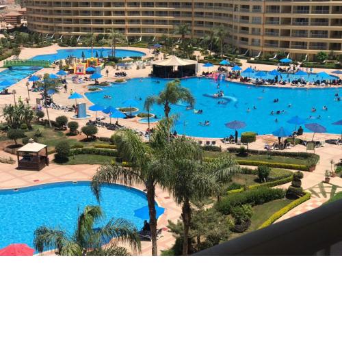 Porto sokhna Pyramids family only