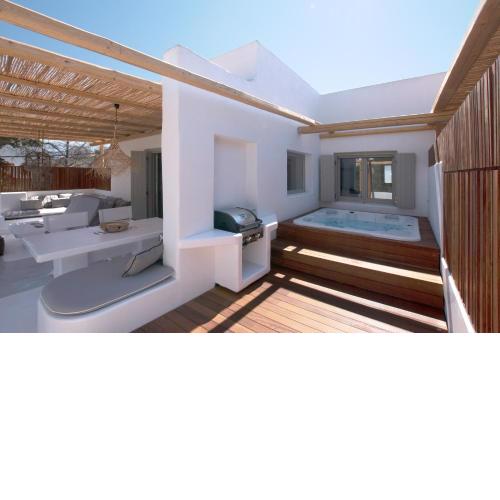 Potami Home by Rocks Estates