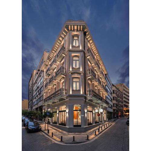 Praxitelous Luxury Suites
