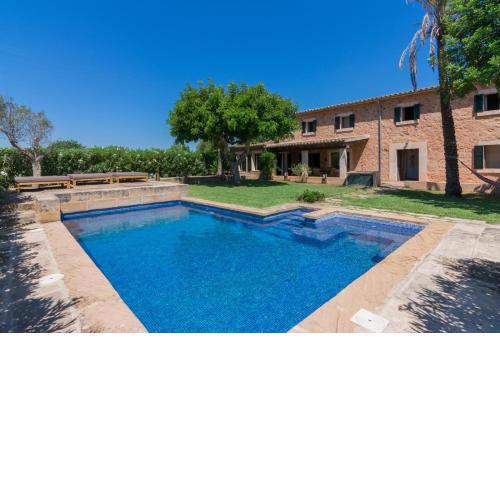 Preciosa casa con piscina a 1 Km de Santa Maria del cami