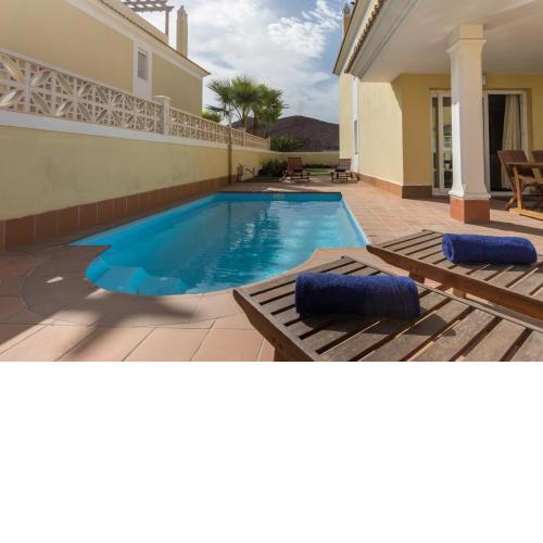 Preciosa Villa Con Piscina Privada - Villa MaPo