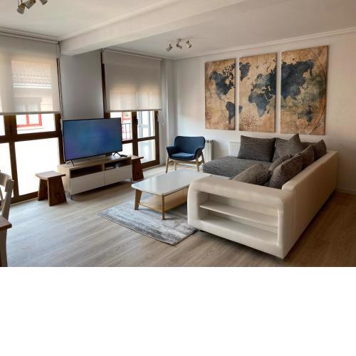PRECIOSO APARTAMENTO A ESTRENAR EN EL CENTRO DE EZCARAY 6-8 PAX