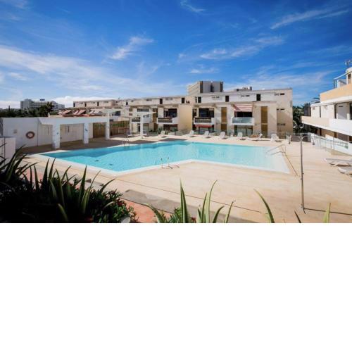 Precioso apartamento con piscina a 1’ de la playa