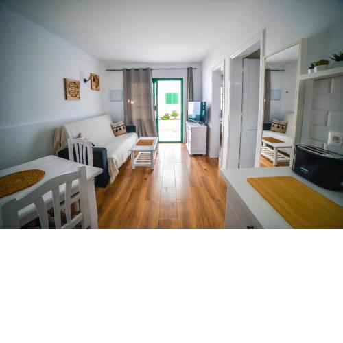 Precioso apartamento con piscina