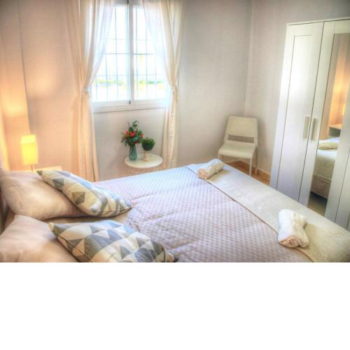 Precioso apartamento con piscina
