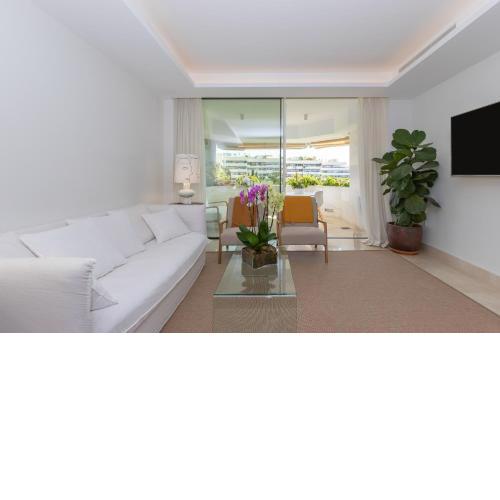 Precioso apartamento de lujo con piscina