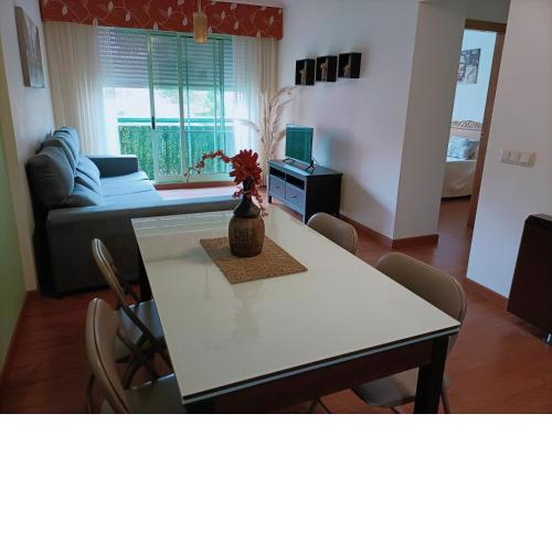 Precioso apartamento en O Grove, frente al mar