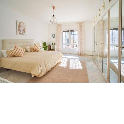 Precioso apartamento en Playas de Duque-P Banus