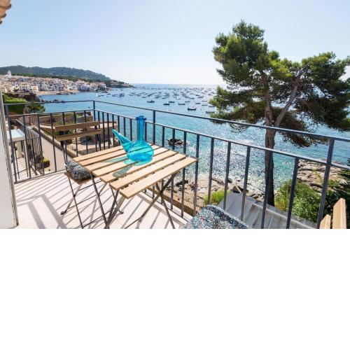 Precioso apartamento en primera línea de mar en Calella de Palafrugell
