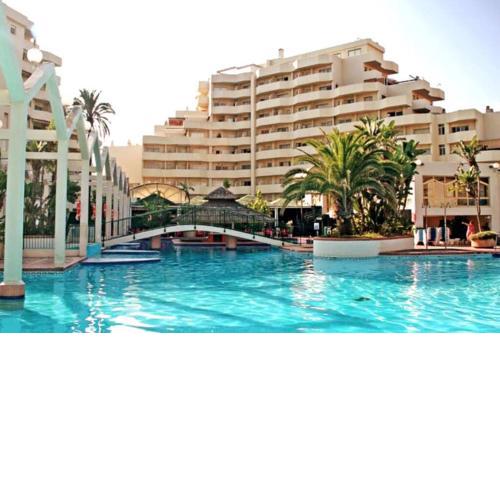 Precioso apartamento frente al mar Benalbeach