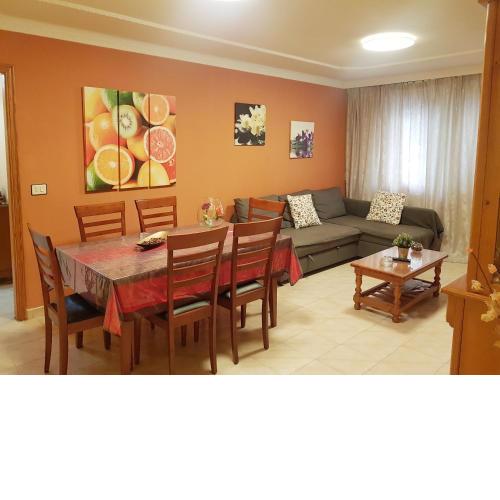PRECIOSO y AMPLIO apartamento a 2 minutos de la Playa