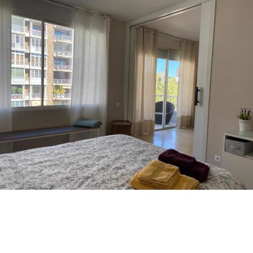 Precioso y tranquilo apartamento zona alta Diagonal Barcelona
