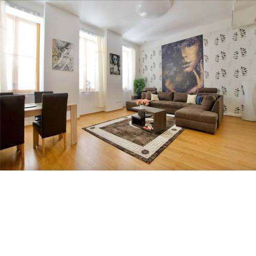 Premium Apartment by Hi5 - Vitkovics Suite