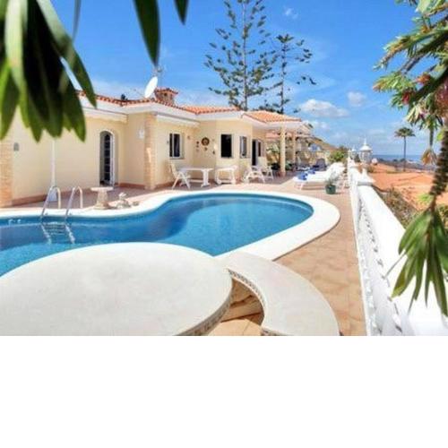Premium holiday home in Santiago del Teide with pool
