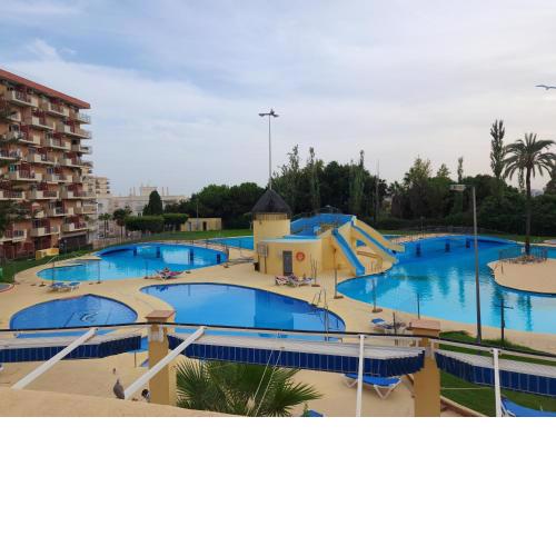 Premium Studio con Piscina y Parque Acuático - Wifi Fibra 500 MB- Minerva 103