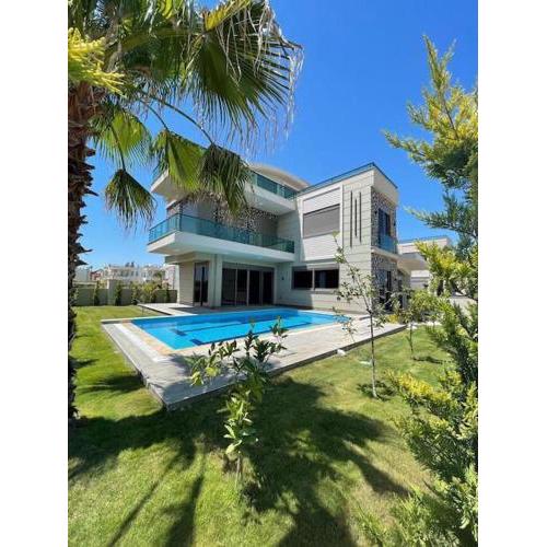 Premium Villa 1
