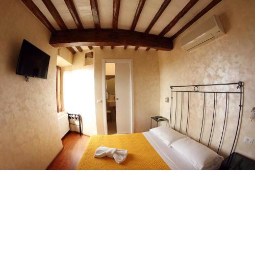 Primavera Mini Hotel