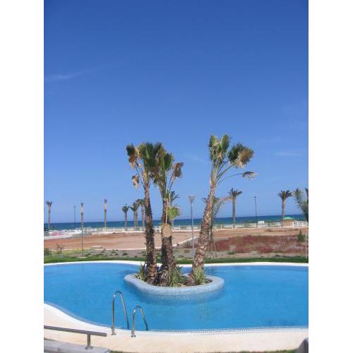 Primera linea costa Almeria con WIFI