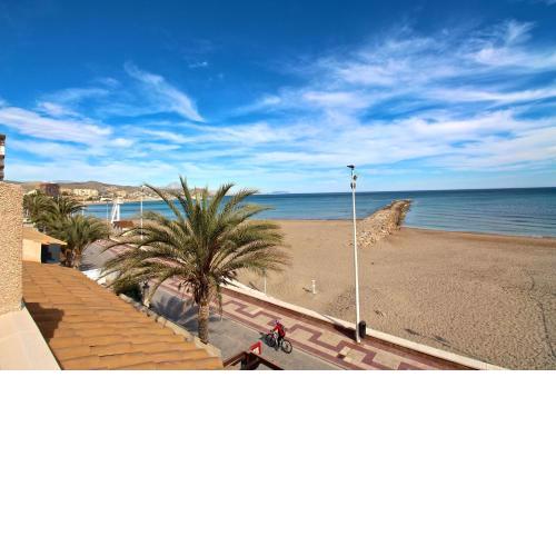 PRIMERA LINEA EL CAMPELLO BEACH