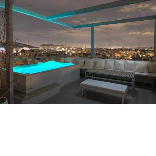 Pristine penthouse with Parthenon view by the pool