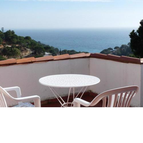 Private Apartments Cala Canyelles
