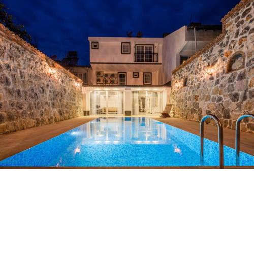 Private Pool with Sea View for 8 People in Muğla, Fethiye - Awz208